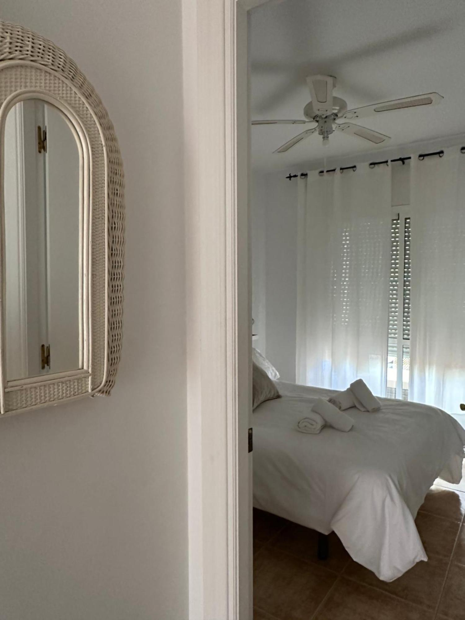 Tiyoweh Appartement Nerja Buitenkant foto